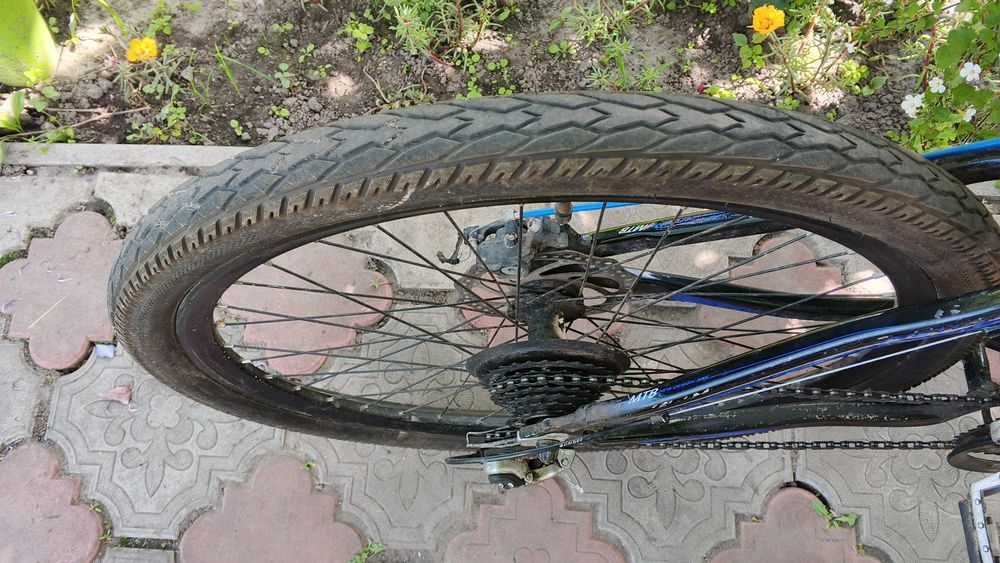 BENETTI велосипед в гарячому стані все працює, дискові гальма  ,,15" р