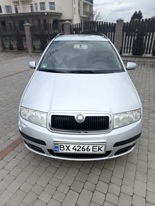 Продам шкоду фабію 1.4 MPI бензин