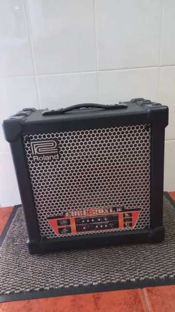 Guitarra Harley Benton Progressive Line + Amplificador Cube 20 XL