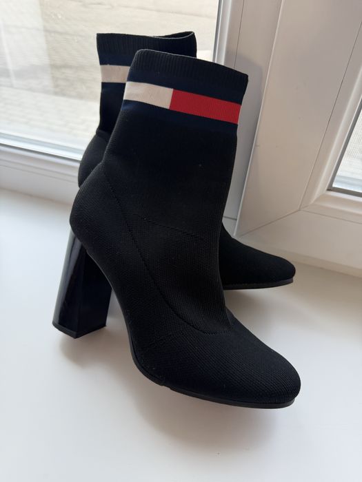 Ботильйони чулки Tommy hilfiger 36-37