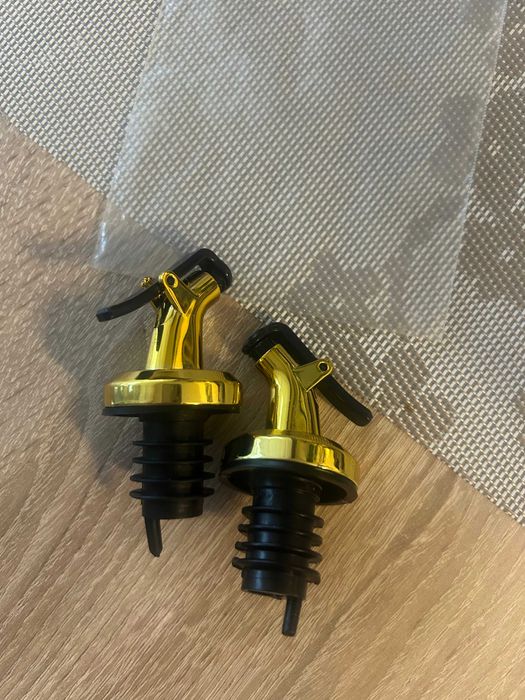 Dozowniki do wina oleju złote 2 sztuki zestaw