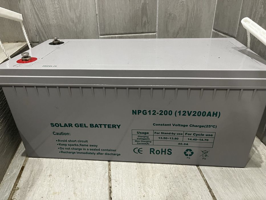 Продам гелевий акумулятор 12В 200А.год.