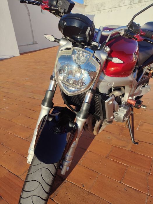 Moto Yamaha FZ 6  Ano 2004