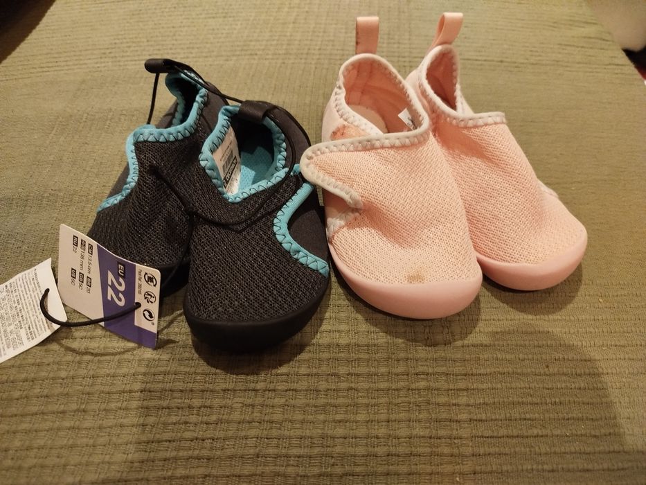 Sapatos Decathlon de ginástica pretos e rosa