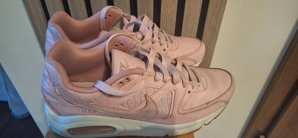 Adidasy nike Air max różowe dla dziewczynki roz 38
