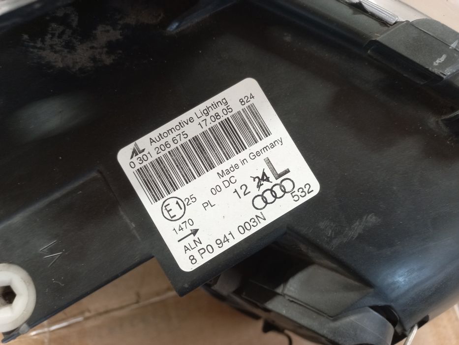 Lampa przód przednia kompletna lewa audi a3 8p