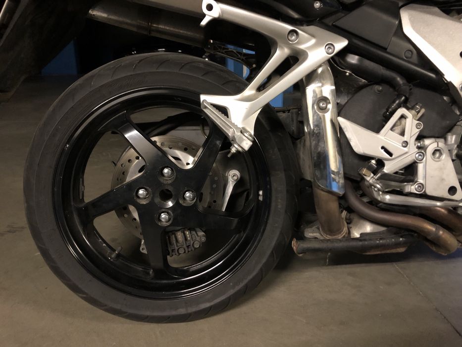 Honda VFR800 vtec - ( 31 mil km )