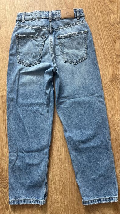 Джинсы на девочку ZARA