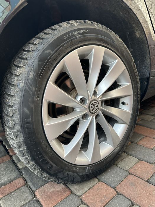 Продається Пасат б7 дизель 2.0 механіка