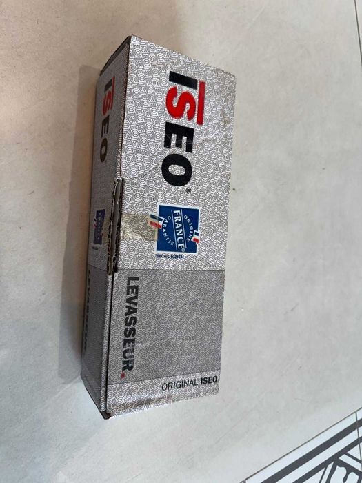Fechador de porta hidráulico RS90 N°4 LEVASSEUR