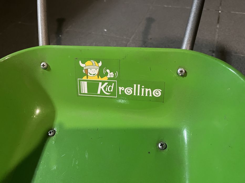 Carrinho de mao para criança