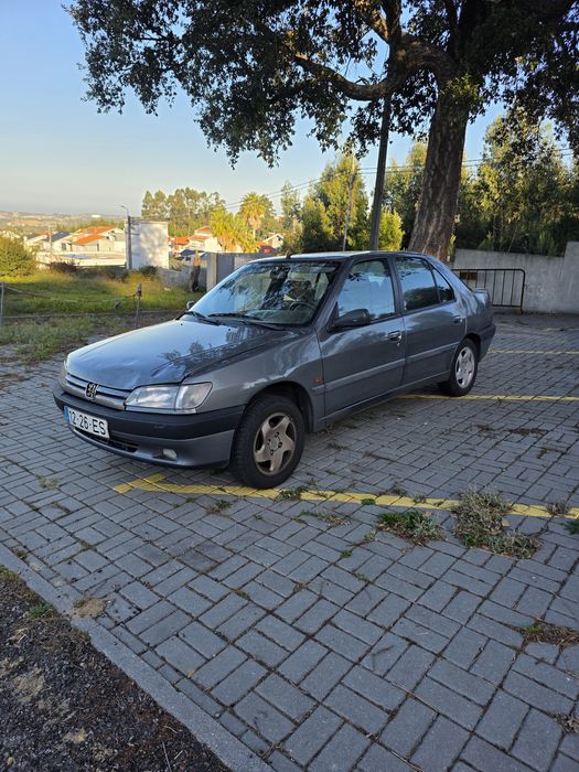 Peugeot 306