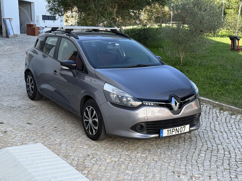 Renault Clio Sport Tourer | 02/2015 | Nacional