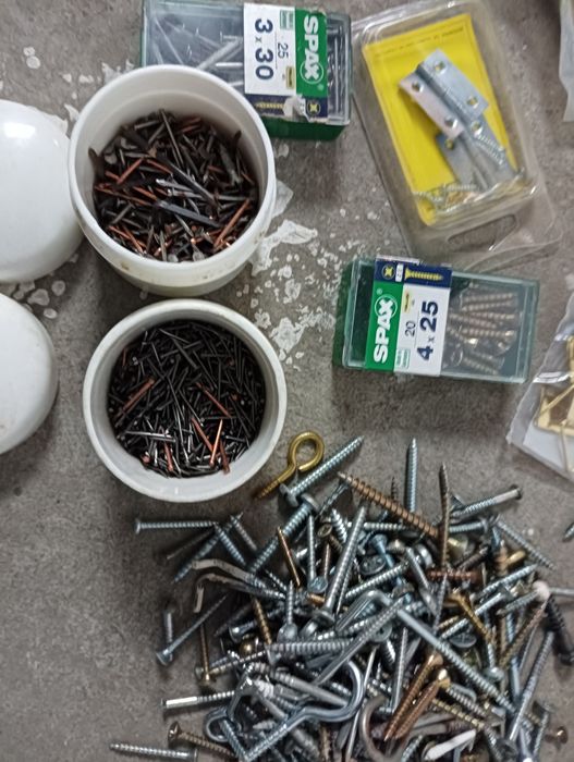 Brocas ,Pregos ,parafusos ,etc