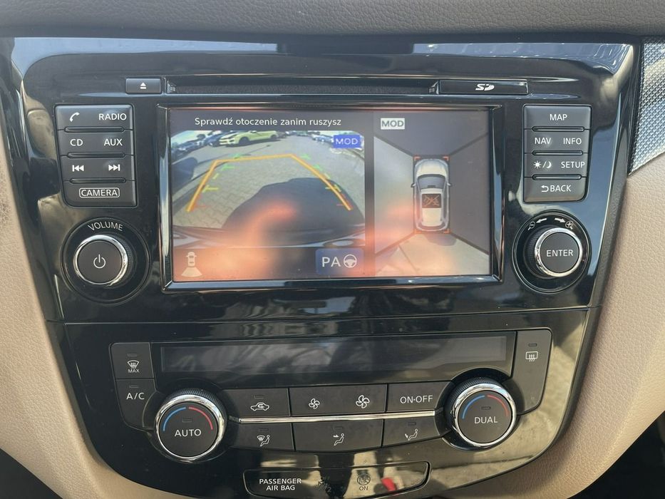 Nissan X-Trail Auto. Skóra Podgrzewanie Panorama  Kamera 177KM