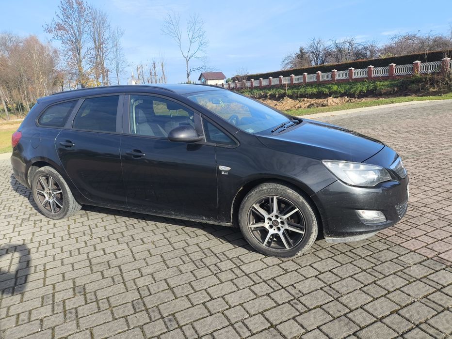 Astra j uszkodzony silnik