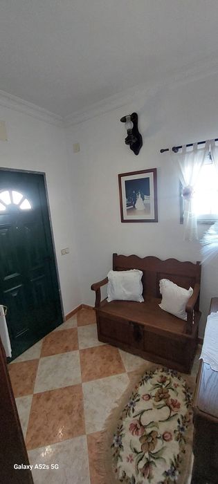 Aluga-se casa perto da aldeia do Telheiro