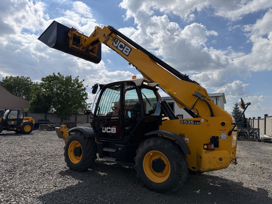 JCB 535-140 погрущик manitou