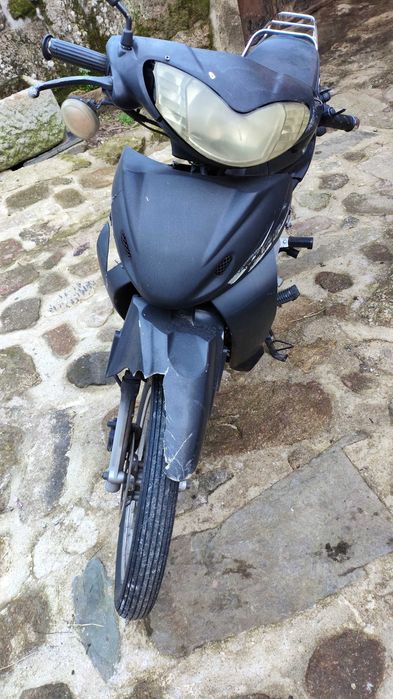 Mota escavada keeway partner 110