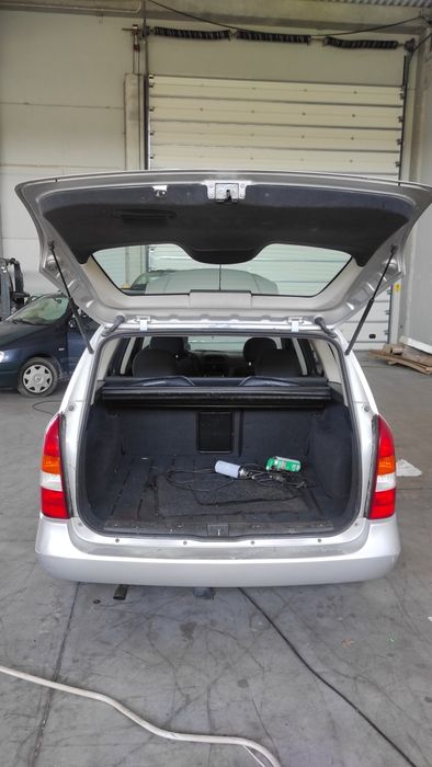 Opel Astra para peças