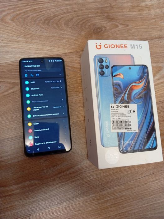 Продам смартфон Gionee M15
