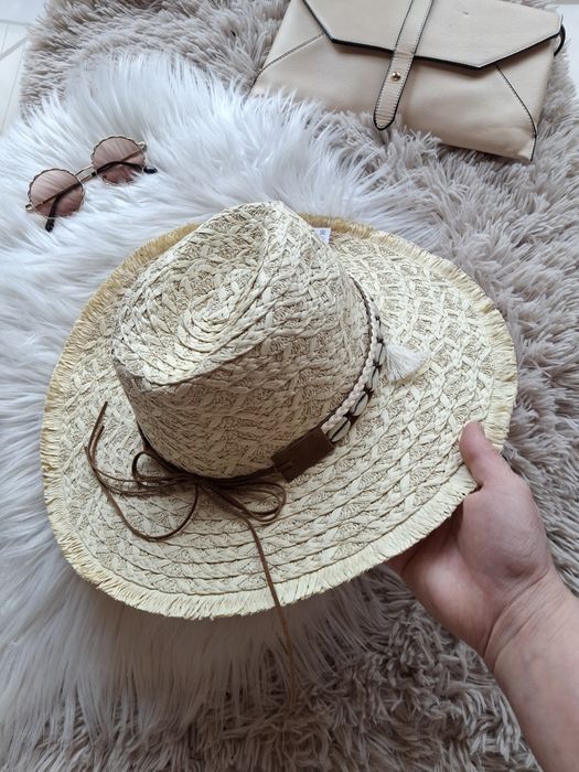 Kapelusz słomkowy Sinsay NOWY pleciony boho muszelki