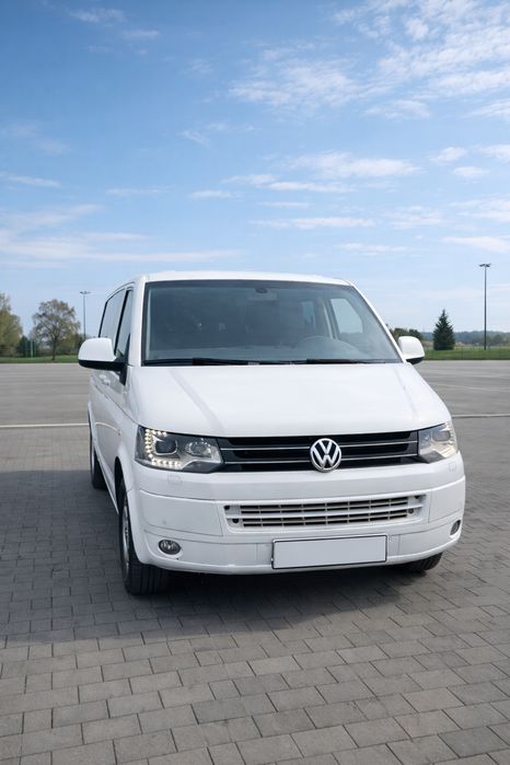 Wynajem busa 8 osobowego naped 4x4