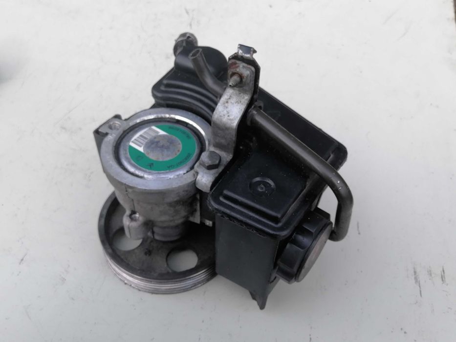 Насос ГУР Peugeot Partner 206 / Citroen Berlingo Xsara - 1.4-2.0