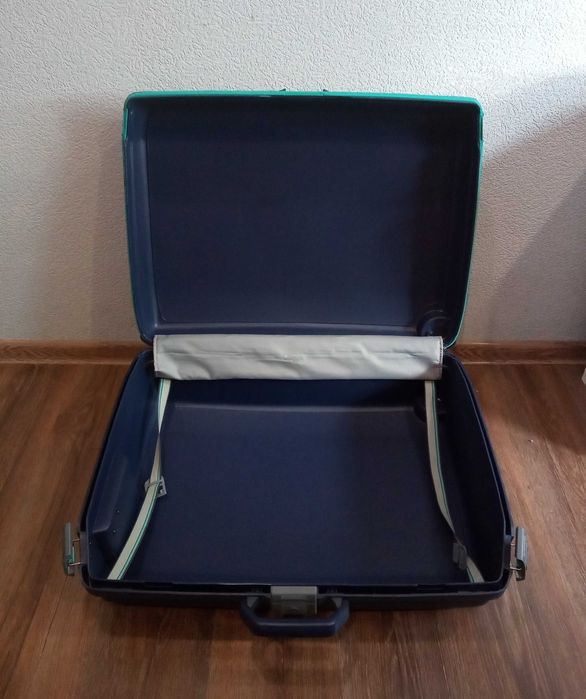 Чемодан / валіза Samsonite Oyster. Бельгія