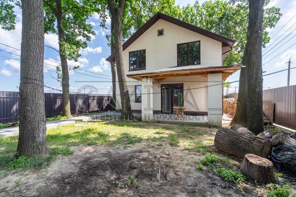 Продаж дуплексу, Крюківщина