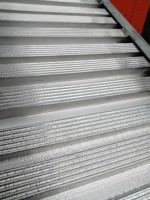 NAJAZDY ALUMINIOWE do koparek, minikoparek 3m/3,7T szerokość 35 cm