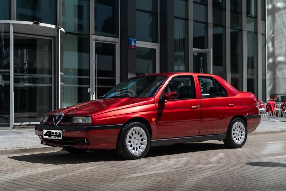 Alfa Romeo 155