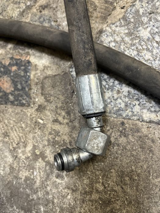 Гидравлические шланги РВД 1/4" SEL 2SN М16х1.5 (длина 245 см + 245 см)