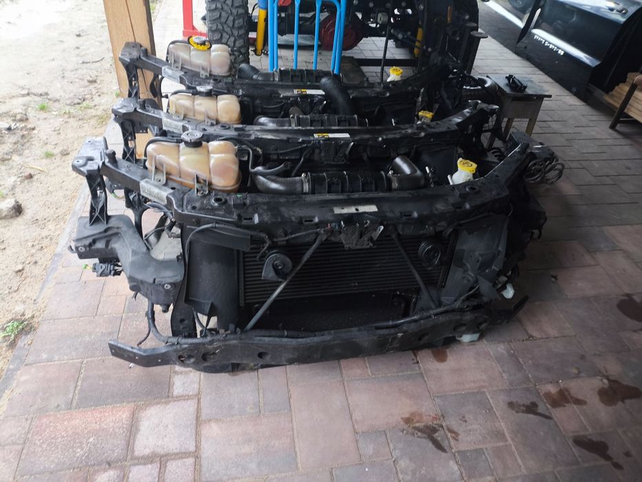 Pas przedni kompletny chłodnice belka zderzaka Jeep Grand Cherokee WK2