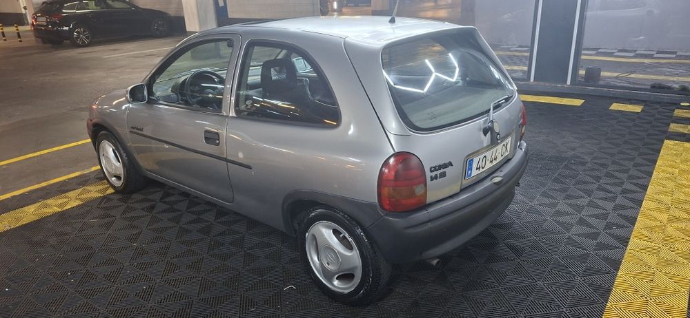 Opel corsa 1.4 SI