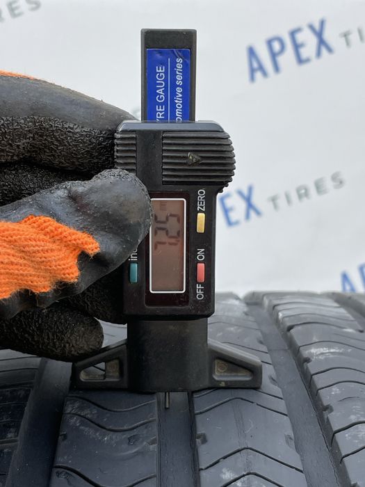 Продам пару всесезонних шин Good Year Eagle Sport 285/40 R20