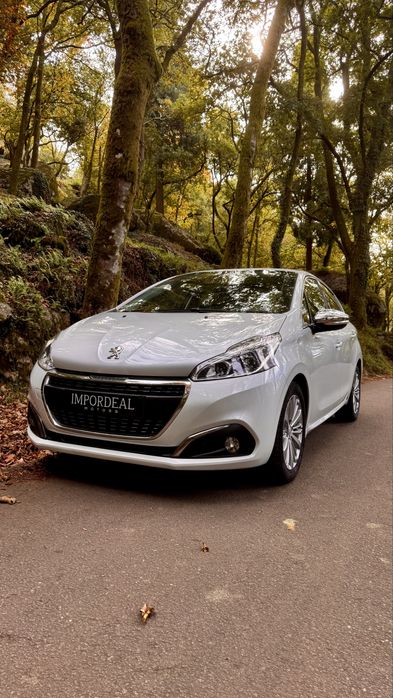Peugeot 208 PureTech Allure 110cv