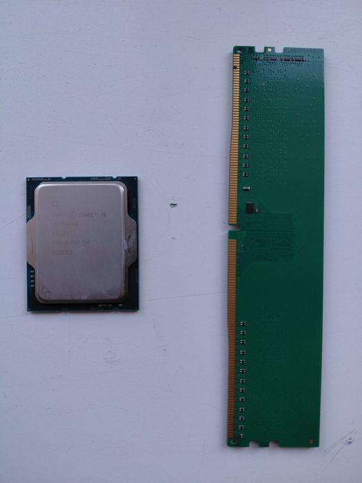 процесор интел ай5 12400