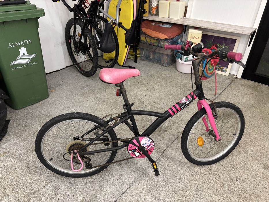 Promo Bicicleta BTwin Misti Girl 320 Oferta capacete