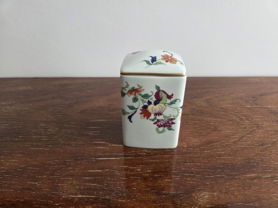 Caixa oriental Samatra da Vista Alegre