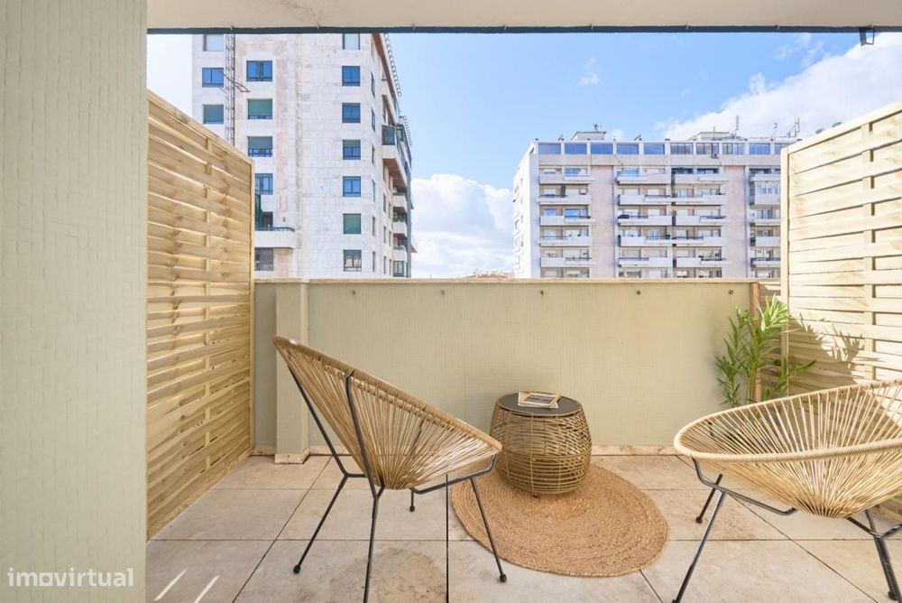 Quarto - localizado em Lapa Lisbon