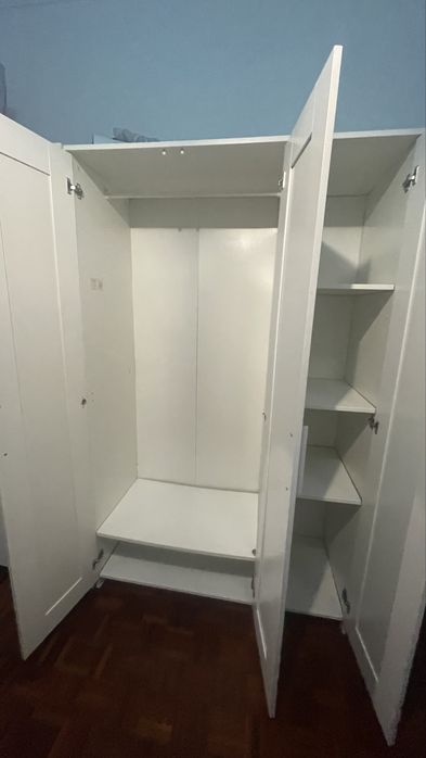 Guarda-Roupa IKEA