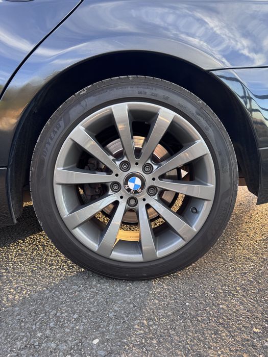 BMW e90 320d LCI (Estética e Mecânica Revistas)