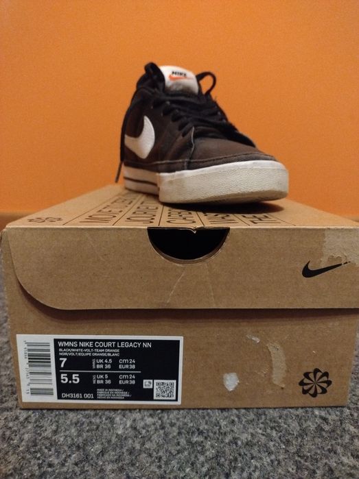 Buty Nike vourt legacy rozmiar 38