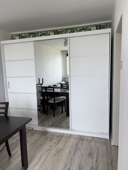 Szafa przesuwna Norvio I 250 cm z lustrem