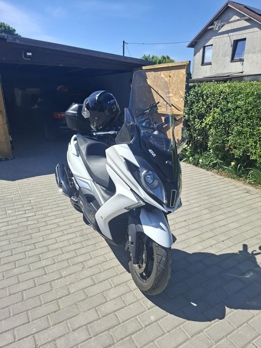Sprzedam skuter Kymco New Downtown 350i 2021r