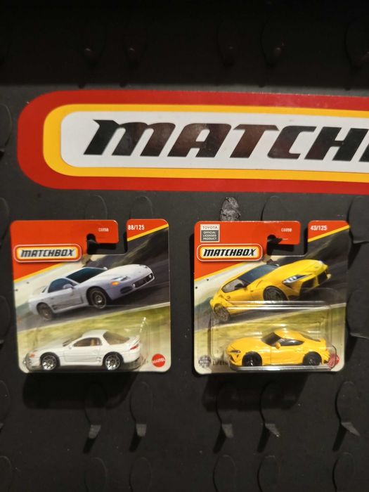 Miniaturas Hotwheels e Matchbox