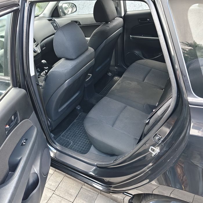 Hyundai i30 CW 1.4 benzyna ogłoszenie prywatne