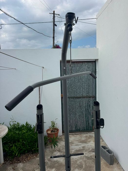 Banco de Musculação Domyos BM530 completo (torre + leg extension)
