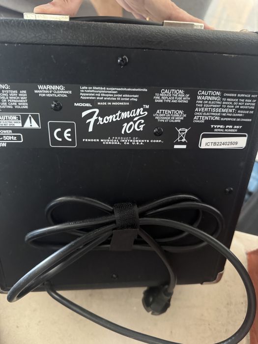 Fender Frontman 10G — Amplificador para Guitarra